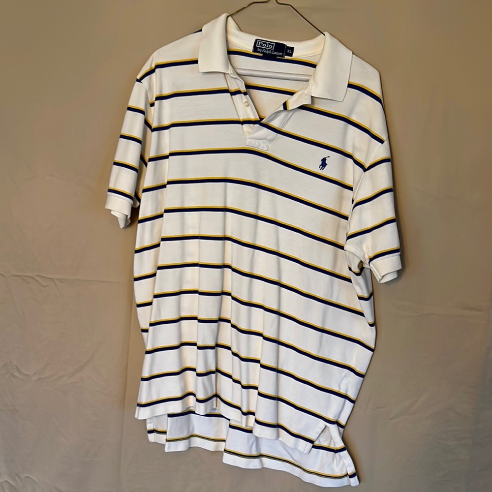 Polo brand polo shirt, like new. Size XL